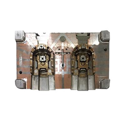 Moule d'injection pour appareils électroménagers pour pièce d'adaptateur